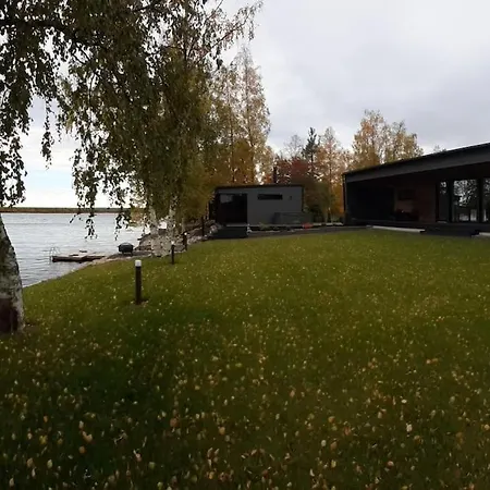 빌라 By The River With Sauna And Jacuzzi *