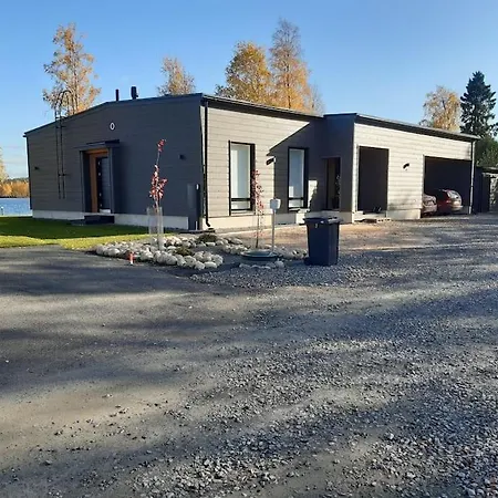 By The River With Sauna And Jacuzzi * Rovaniemi